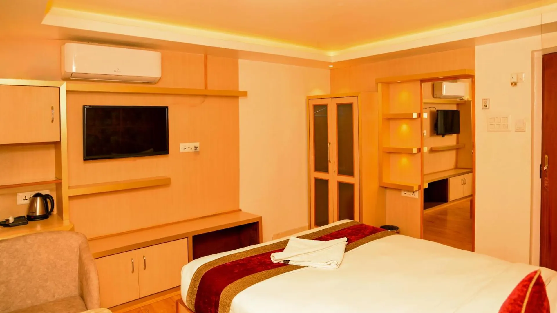 Hotel Elegant Kathmandu Inn